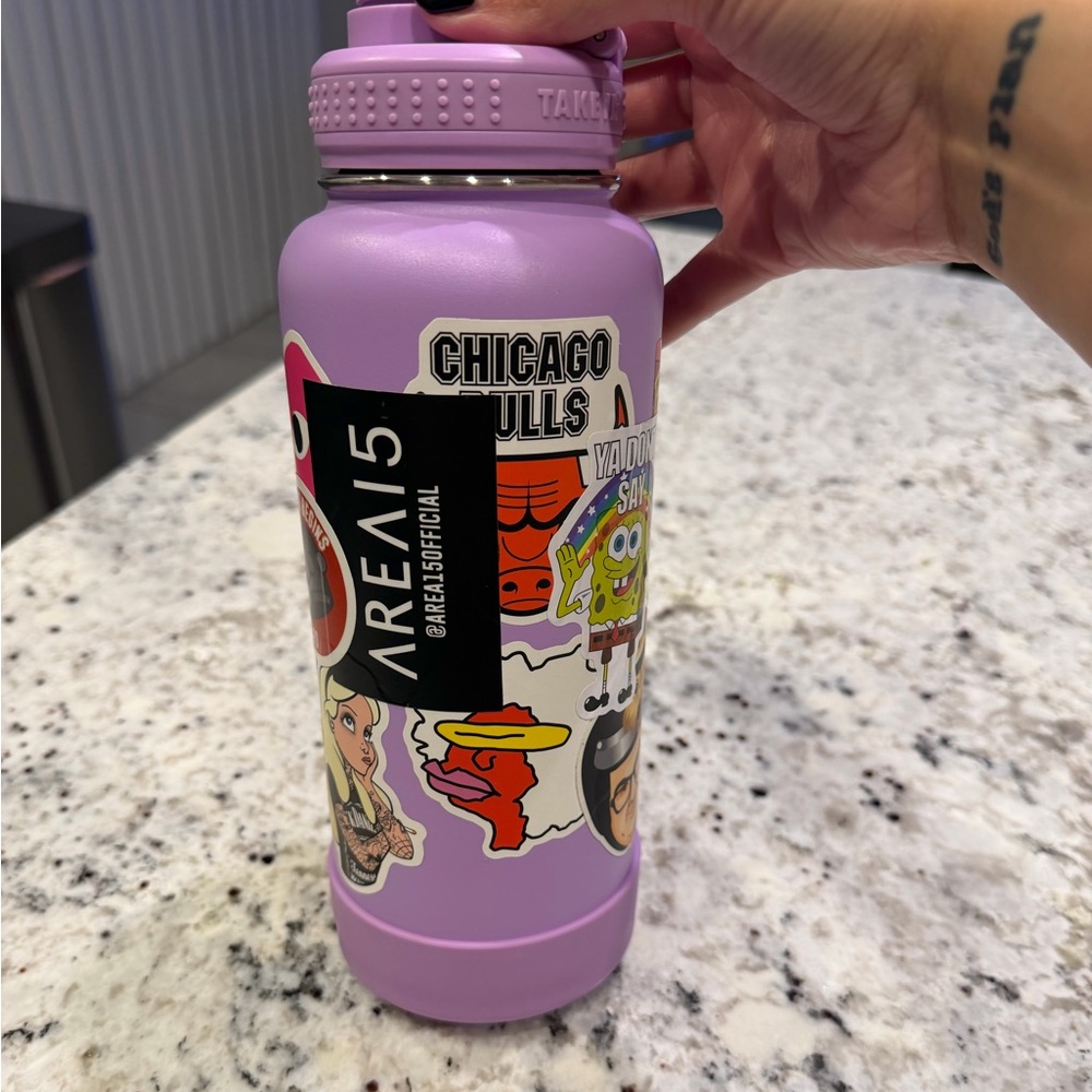 Takeya purple water bottle 💜 - Picture 2 of 5